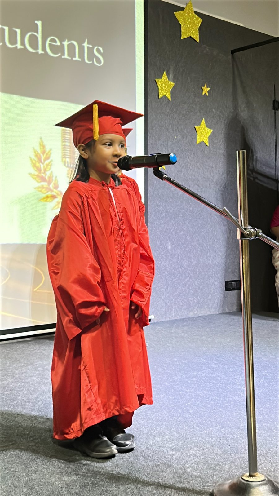 A student at the microphone